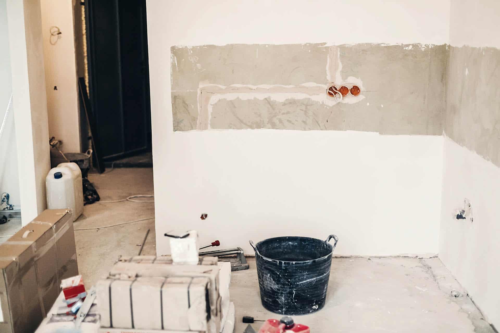 Totalrenovering for private og virksomheder
